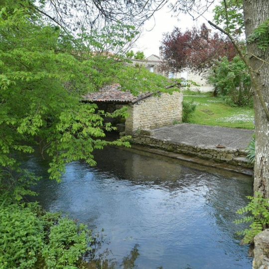  Marie-Paule GUILLEMET immobilier : Maison / Villa | SURGERES (17700) | 293 m2 | 395 000 € 