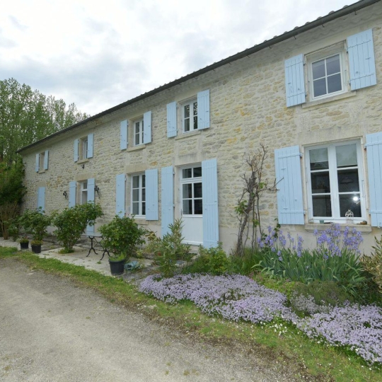  Marie-Paule GUILLEMET immobilier : Maison / Villa | SURGERES (17700) | 293 m2 | 395 000 € 