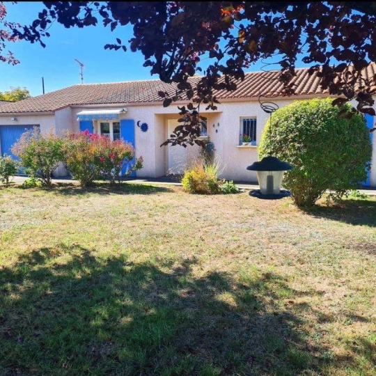  Annonces LAROCHELLE : Maison / Villa | SURGERES (17700) | 108 m2 | 330 000 € 