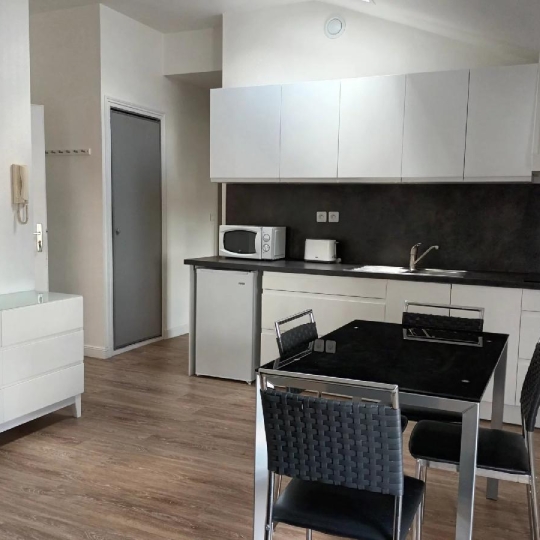  Marie-Paule GUILLEMET immobilier : Apartment | LA ROCHELLE (17000) | 37 m2 | 198 400 € 
