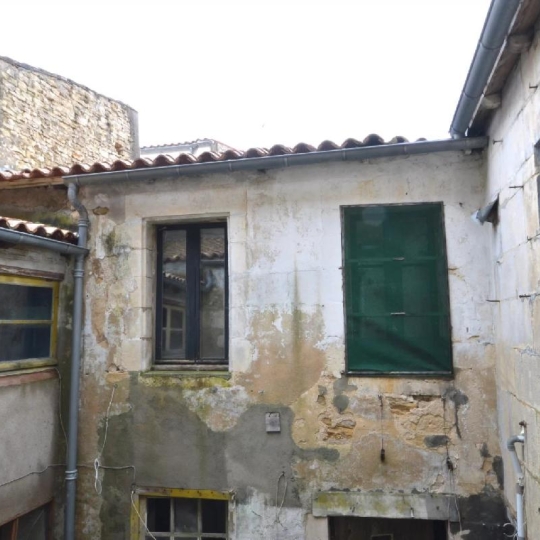 Marie-Paule GUILLEMET immobilier : Building | MARANS (17230) | 300 m2 | 212 000 € 