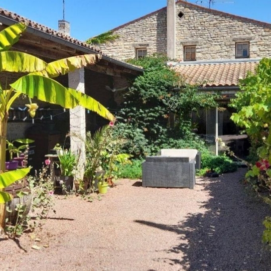 Marie-Paule GUILLEMET immobilier : House | SAINTE-SOULLE (17220) | 196.00m2 | 416 000 € 