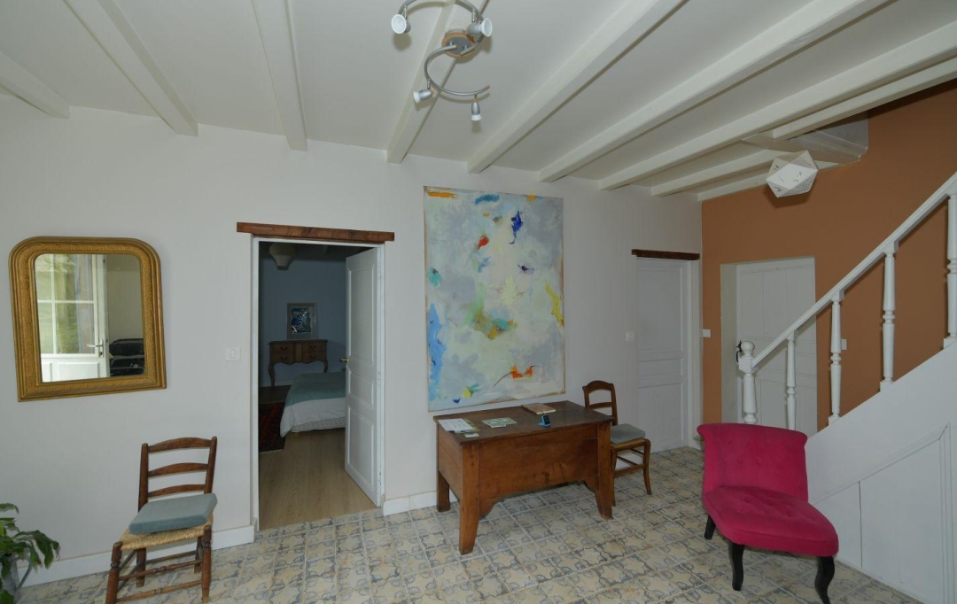 Marie-Paule GUILLEMET immobilier : Maison / Villa | SURGERES (17700) | 293 m2 | 395 000 € 