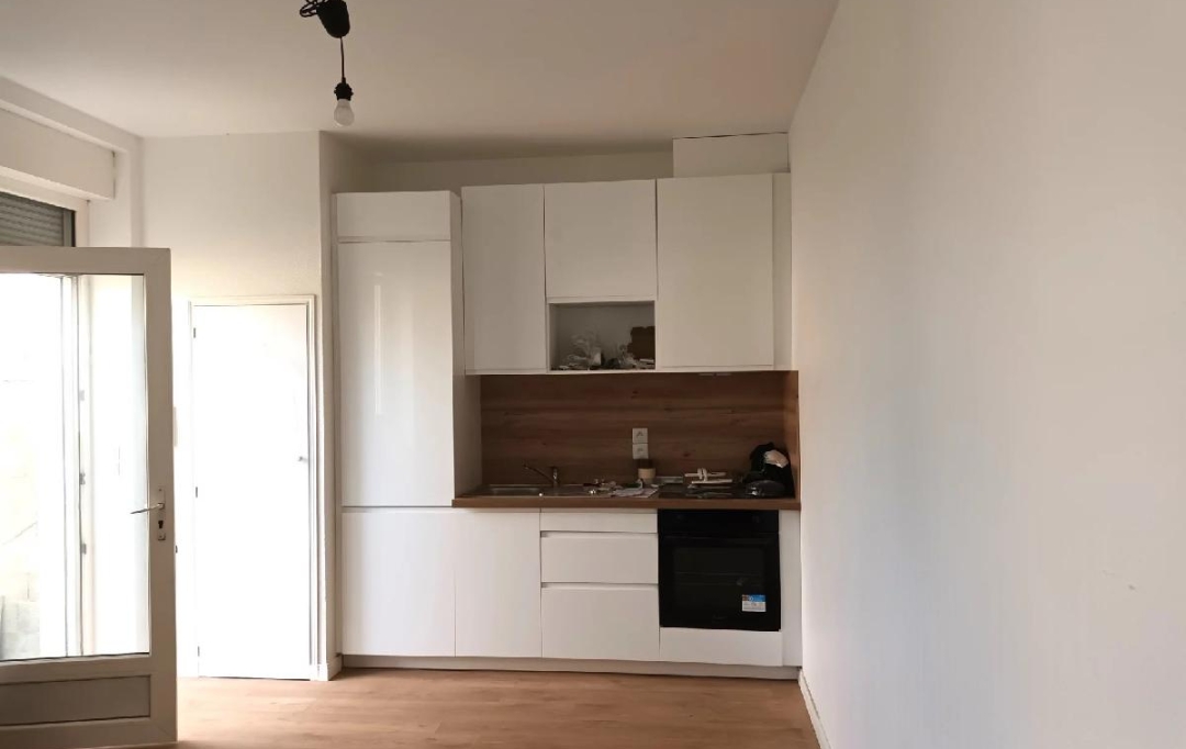 Marie-Paule GUILLEMET immobilier : Apartment | LA ROCHELLE (17000) | 32 m2 | 241 280 € 