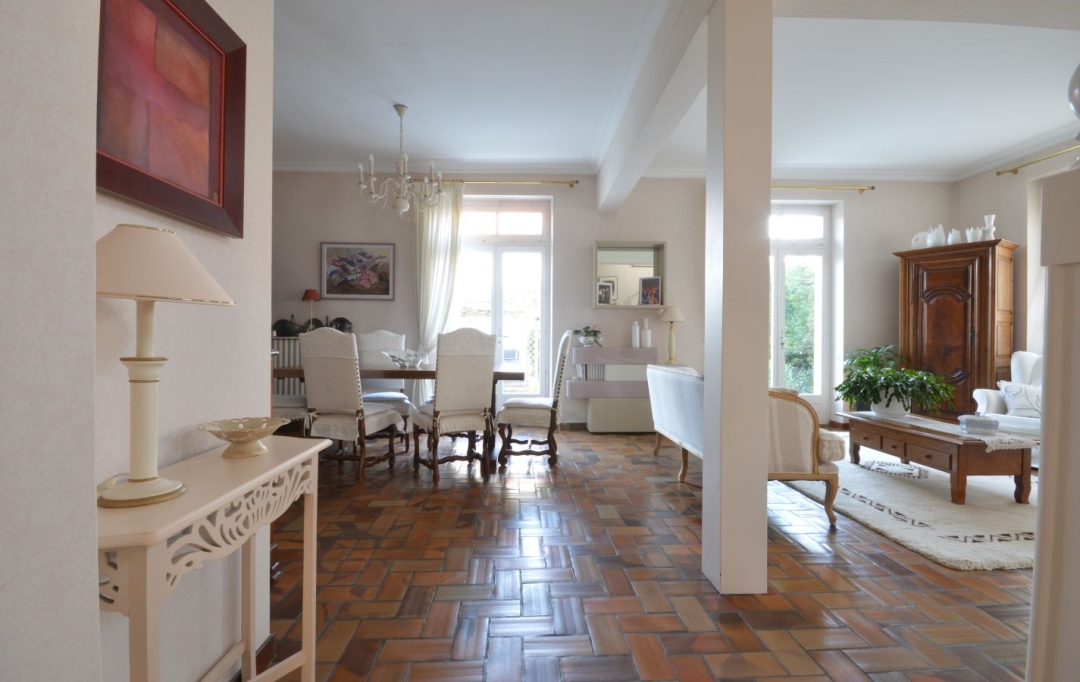 Marie-Paule GUILLEMET immobilier : House | LA ROCHELLE (17000) | 200 m2 | 1 050 000 € 