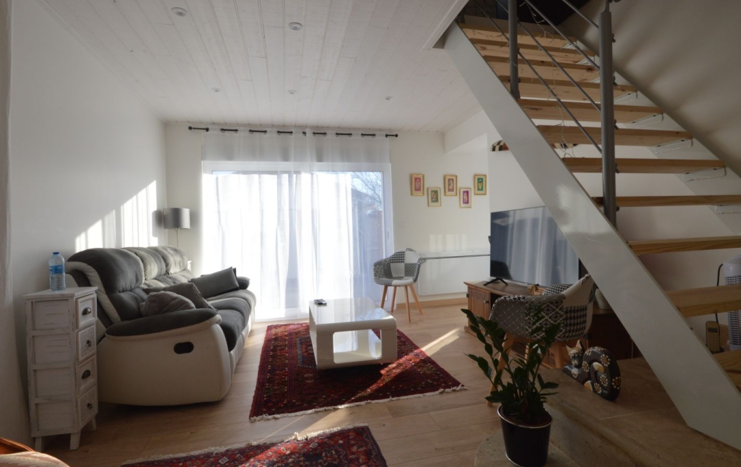 Marie-Paule GUILLEMET immobilier : Domain / Estate | LA GREVE-SUR-MIGNON (17170) | 185 m2 | 449 000 € 