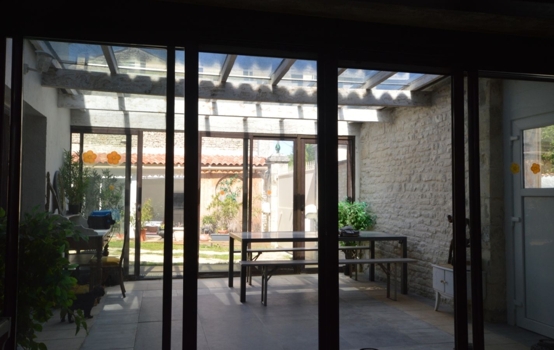 Marie-Paule GUILLEMET immobilier : Domain / Estate | BENON (17170) | 211 m2 | 593 000 € 