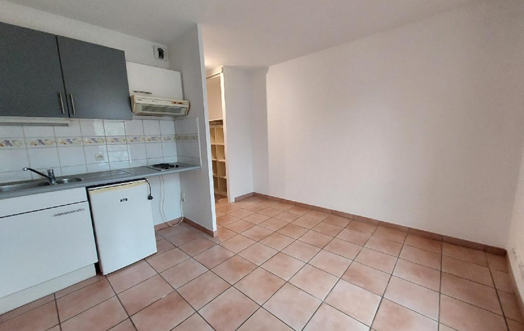Annonces LAROCHELLE : Appartement | LA ROCHELLE (17000) | 18 m2 | 550 &euro; 