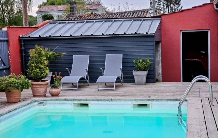  Annonces LAROCHELLE Maison / Villa | AIGREFEUILLE-D'AUNIS (17290) | 137 m2 | 105 900 € 